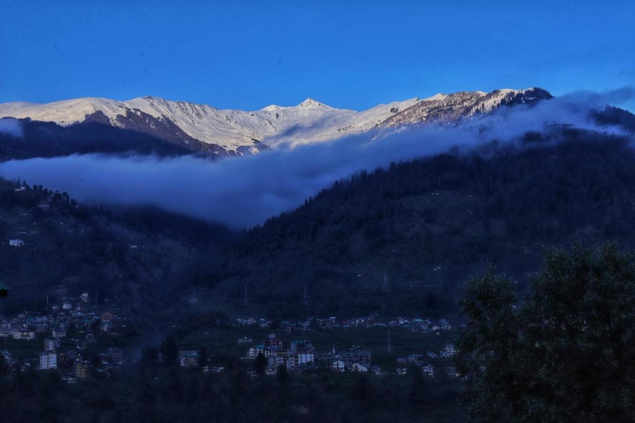 Grey Moustache 4Bhk Villa Manali  Luaran gambar