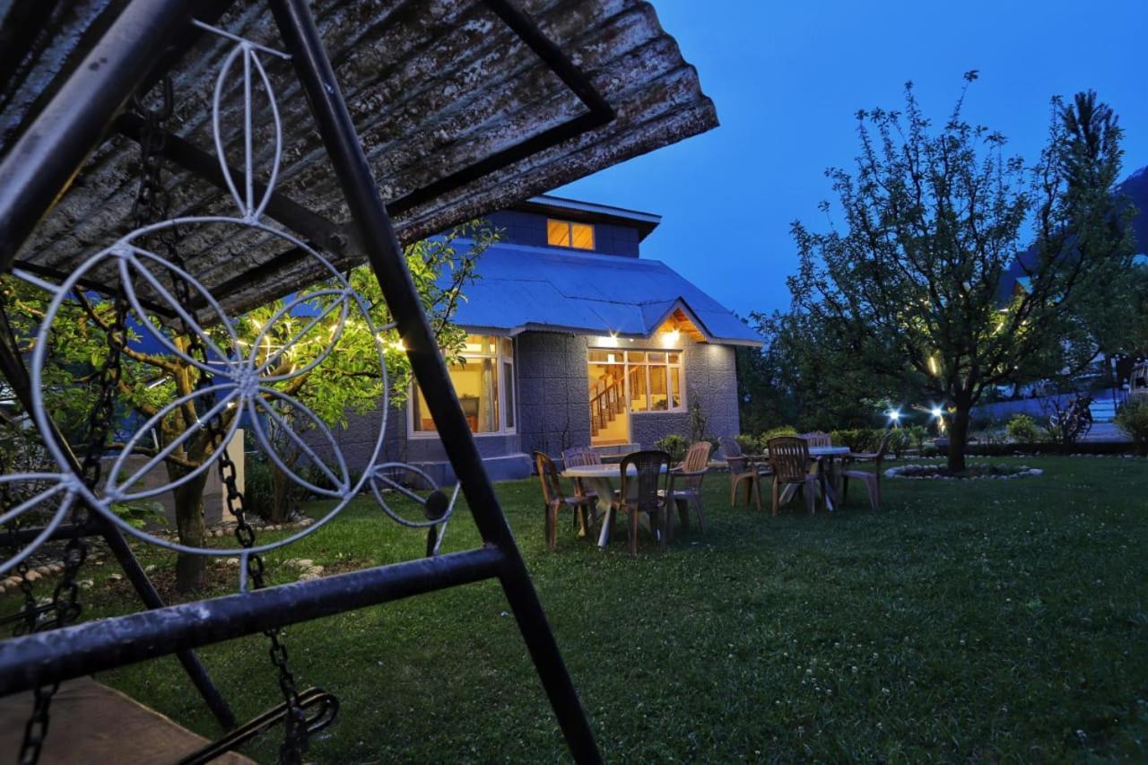 Grey Moustache 4Bhk Villa Manali  Luaran gambar